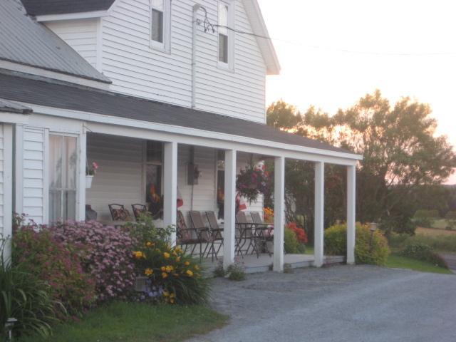 Moore'S Specialties Fundy Bay House Rental Gardner Creek 외부 사진