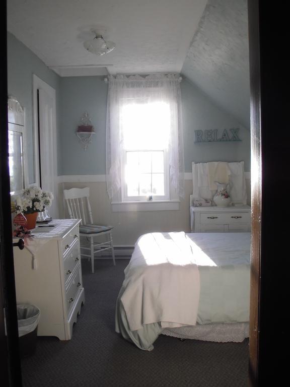 Moore'S Specialties Fundy Bay House Rental Gardner Creek 객실 사진
